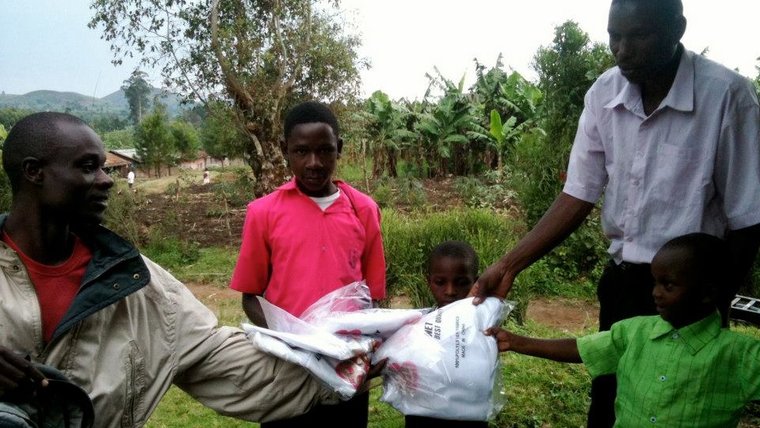 Tiffany Tai helped implement a mosquito net distribution program in Uganda.