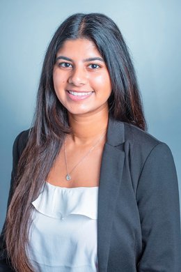 palak w headshot