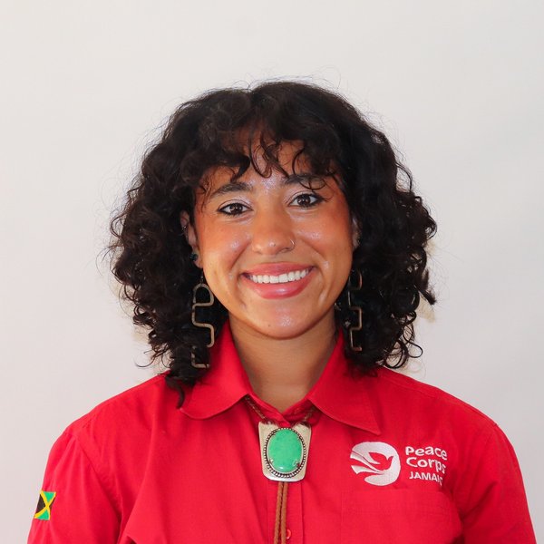 roshana G headshot