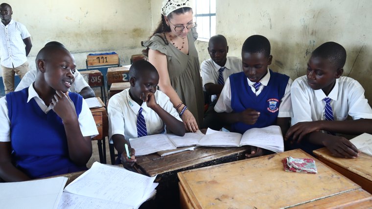 Hannah teaches STEM subjects at a Kenyan school.