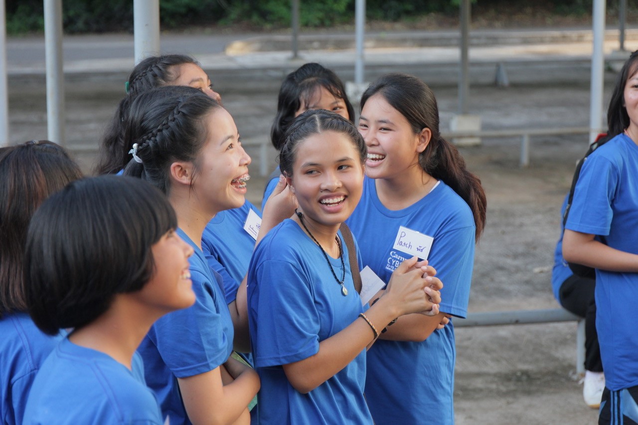 Peace Corps - Teaching girls in Thailand STEM skills to succeed